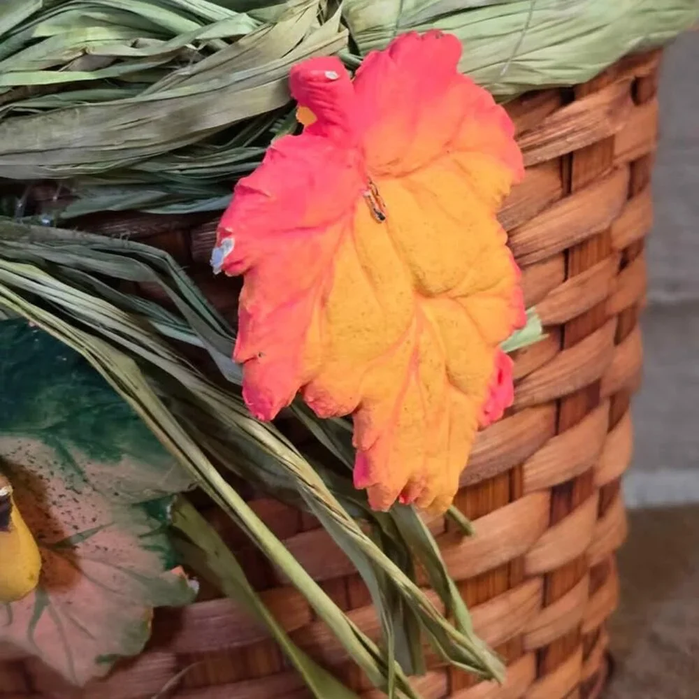 N/A woven basket